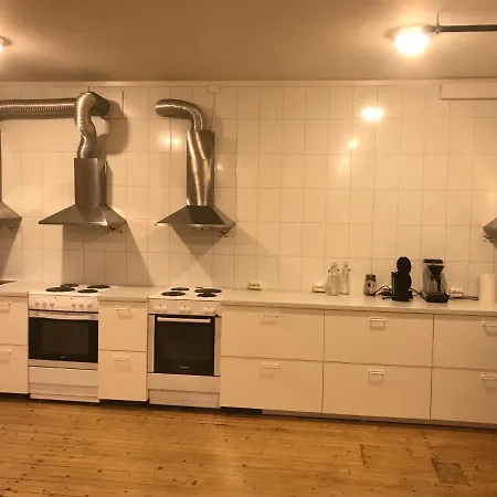 ホステル Leirvik Vandrehjem Leirvik