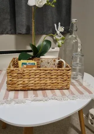 Leirvik Vandrehjem * Leirvik