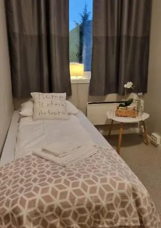 Leirvik Vandrehjem *