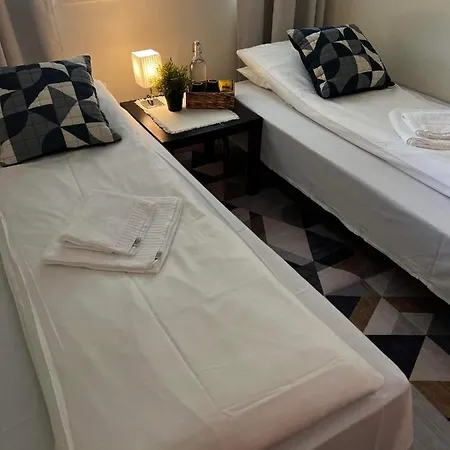 ホステル Leirvik Vandrehjem